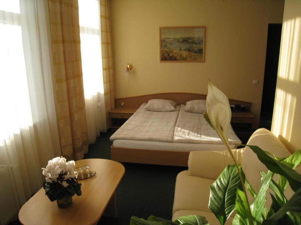 Livonija Hotel Sigulda Buitenkant foto